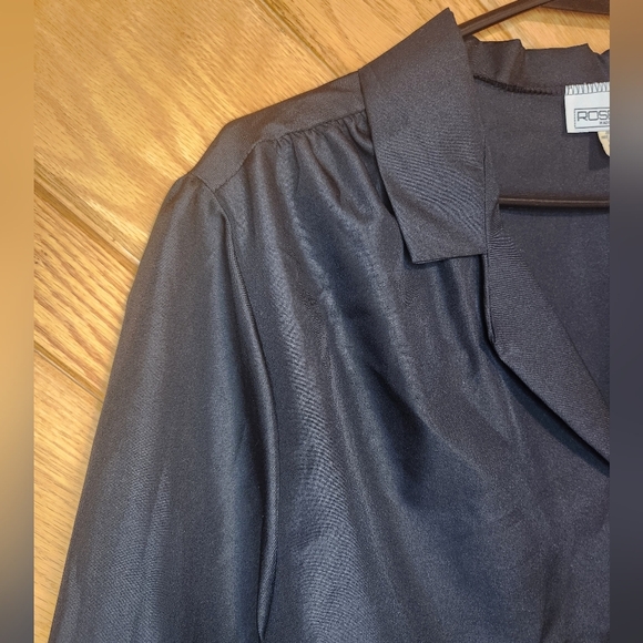 Rosebud II vintage black sheer large button down long sleeved shirt - Picture 13 of 13